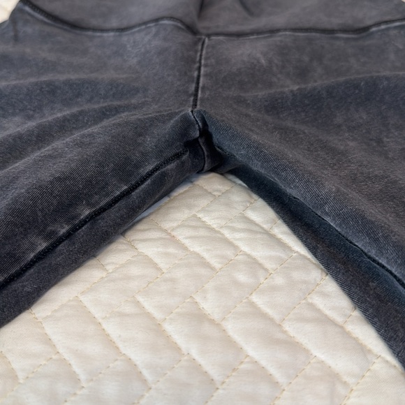 Aerie Legging - Picture 2 of 3